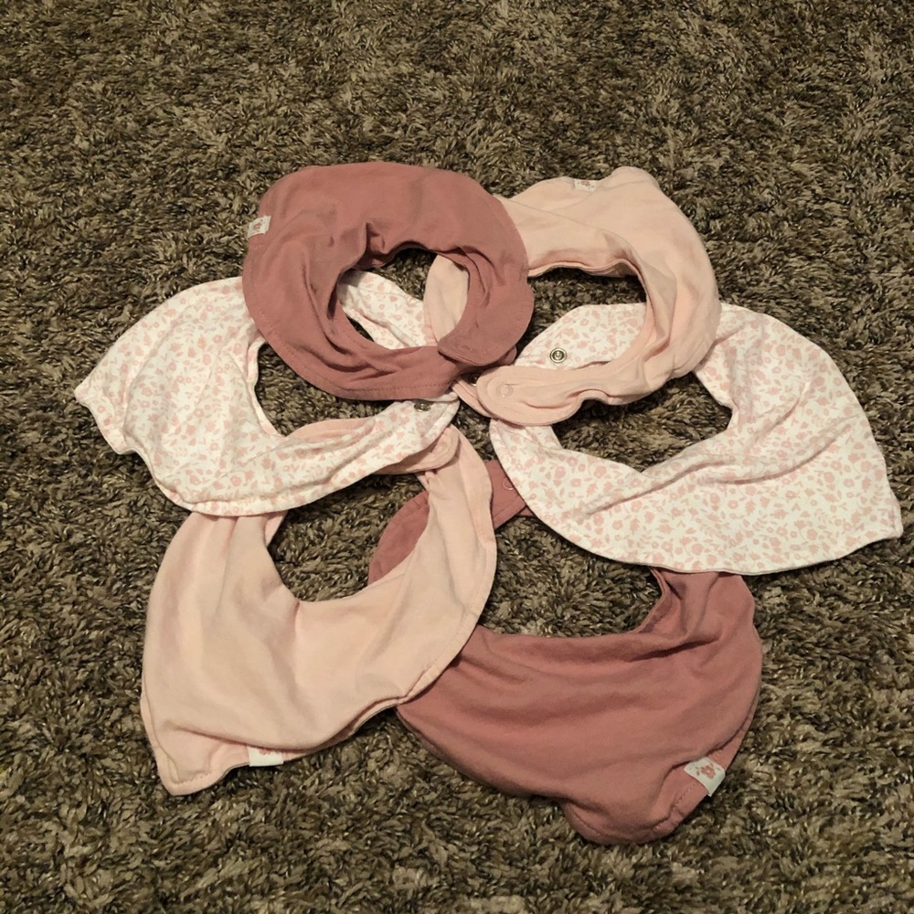 H&M Scarf Bibs 🧣